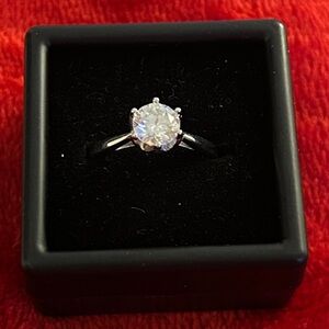 1.0‎ CT Moissanite Diamond solitaire engagement ring size 7